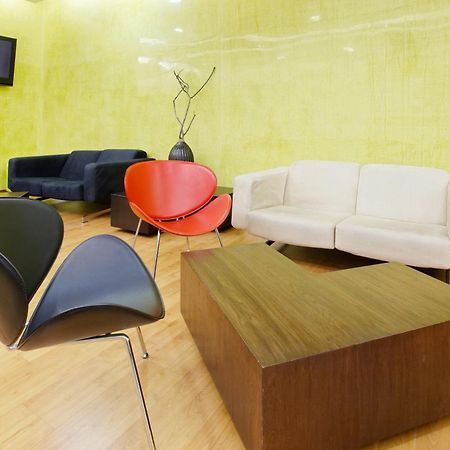 Hotel Holiday Inn Express & Suites Medellin By Ihg Экстерьер фото