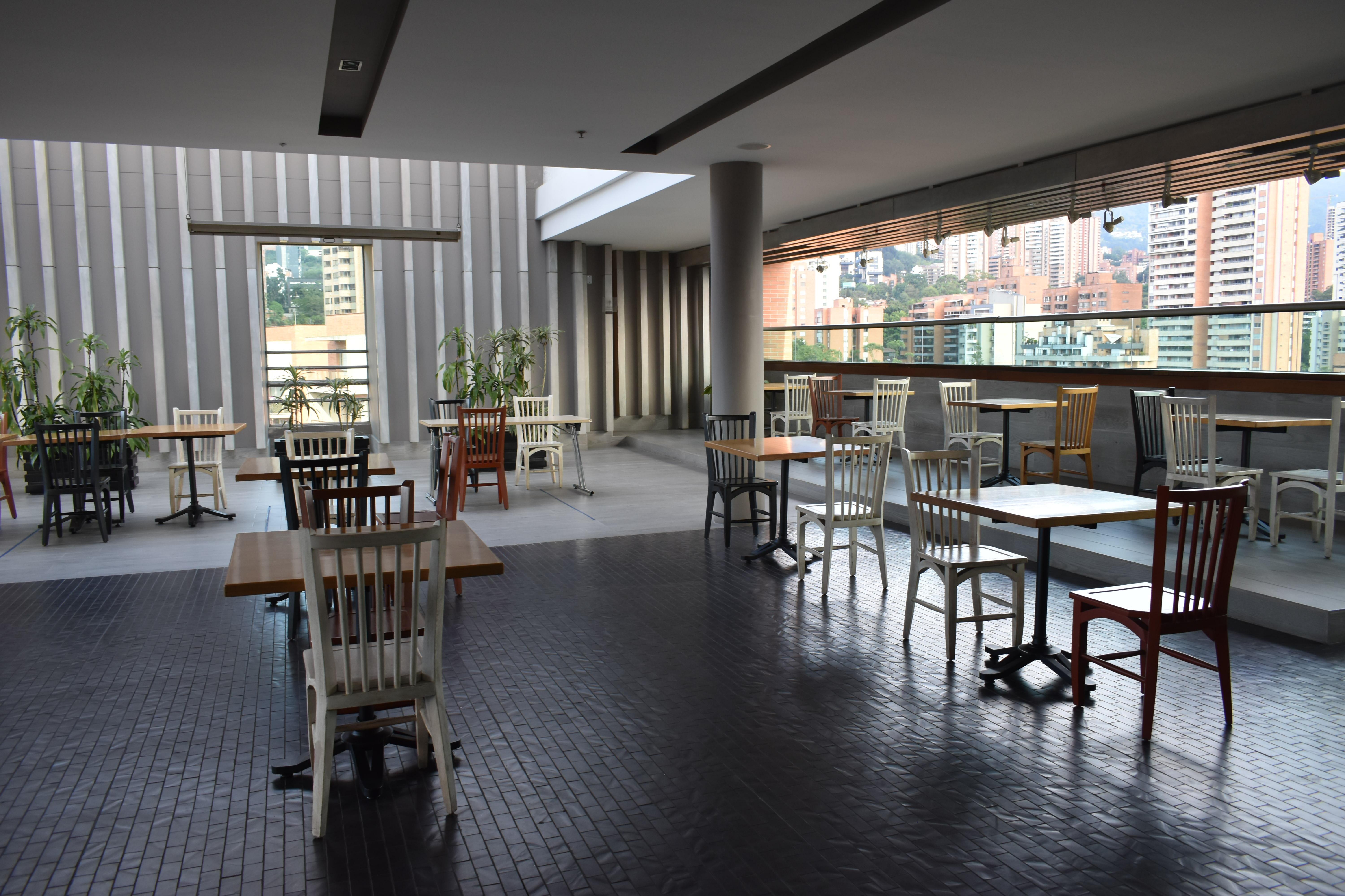 Hotel Holiday Inn Express & Suites Medellin By Ihg Экстерьер фото