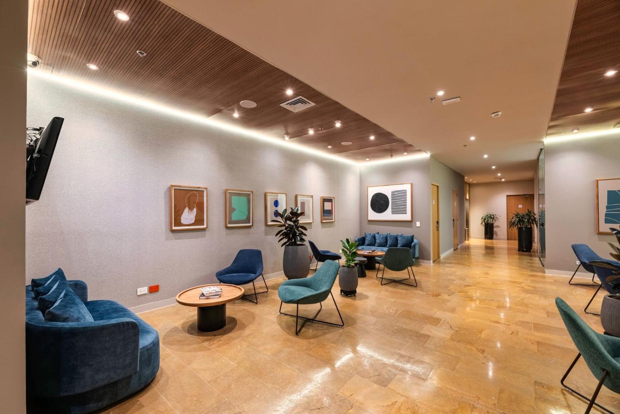 Hotel Holiday Inn Express & Suites Medellin By Ihg Экстерьер фото
